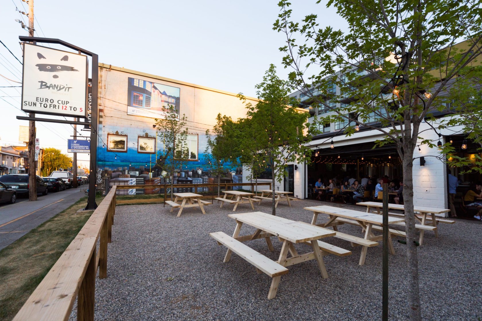 The Best Casual Patios And Bars In Toronto Toronto Gold