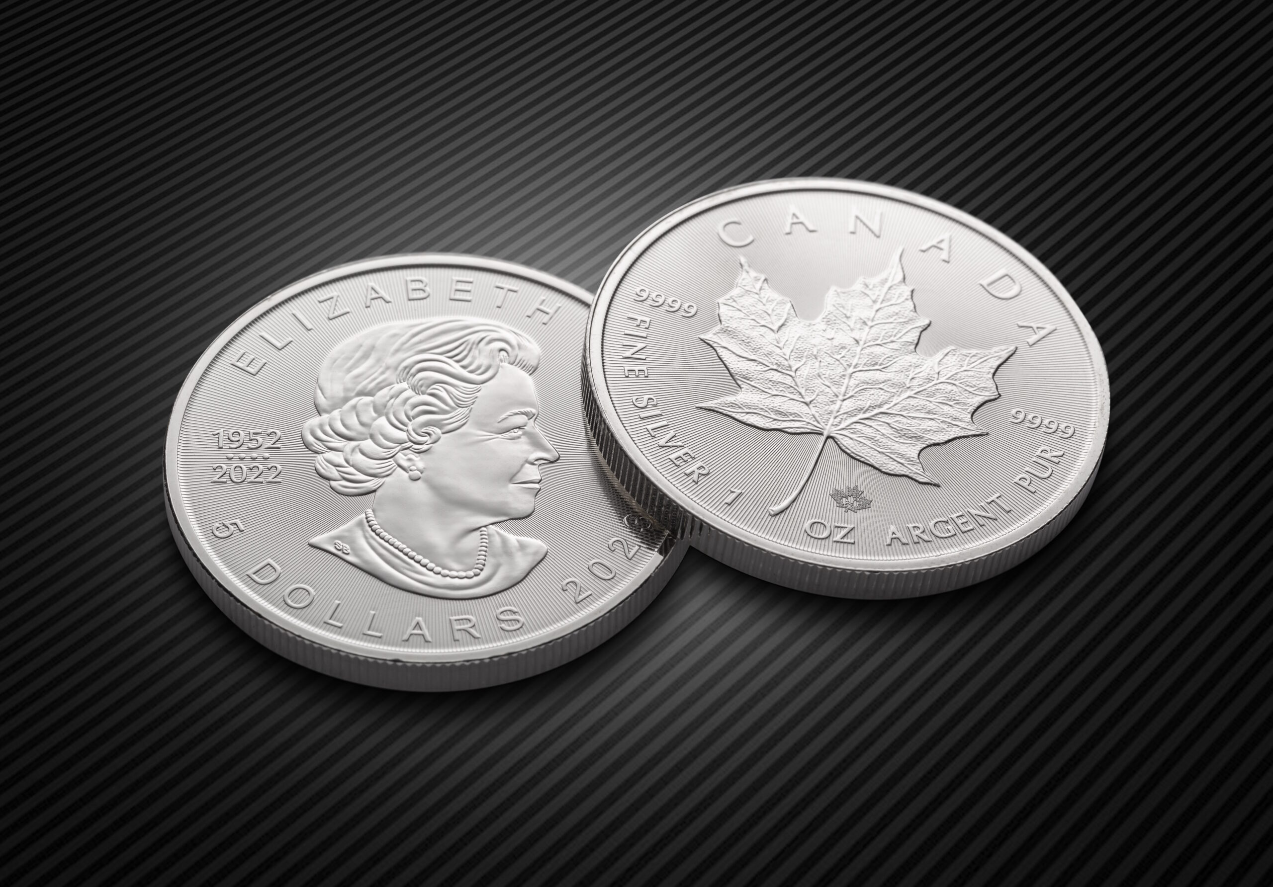 AAA111 Silver Coin Queen Royal Canadian Mint Silver Coin